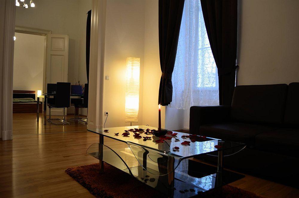 Hotel City Center - Baeckerstrasse 3*