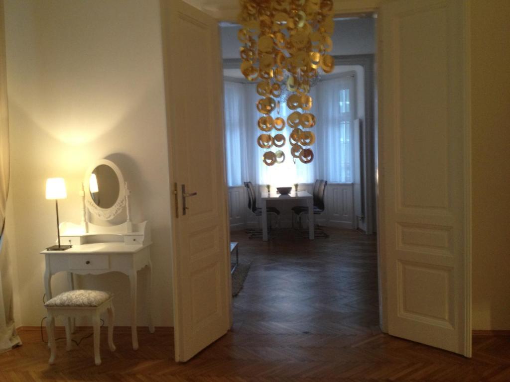 Apartment Design Schoenbrunn *