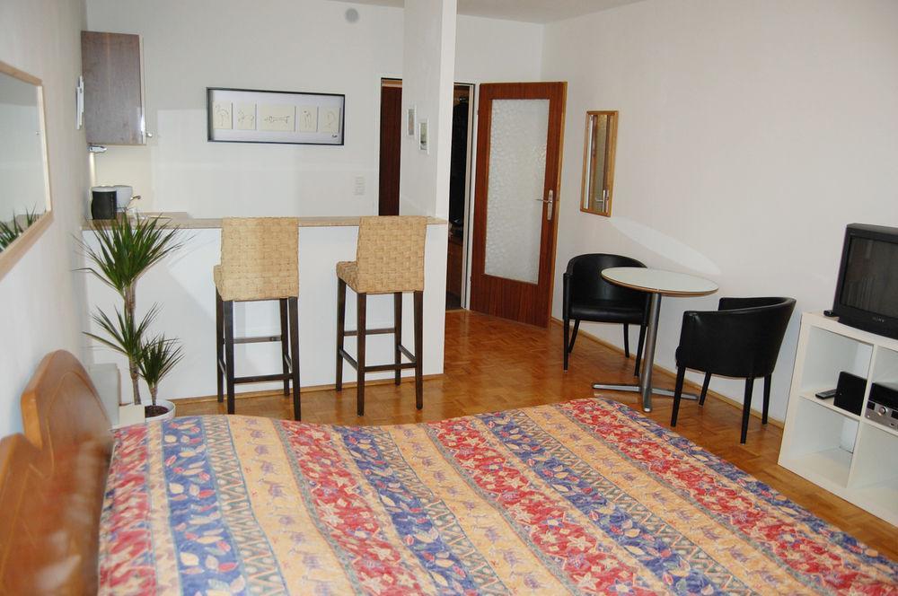Hotel Vienna'S Place Studio Apartments Karlsplatz *