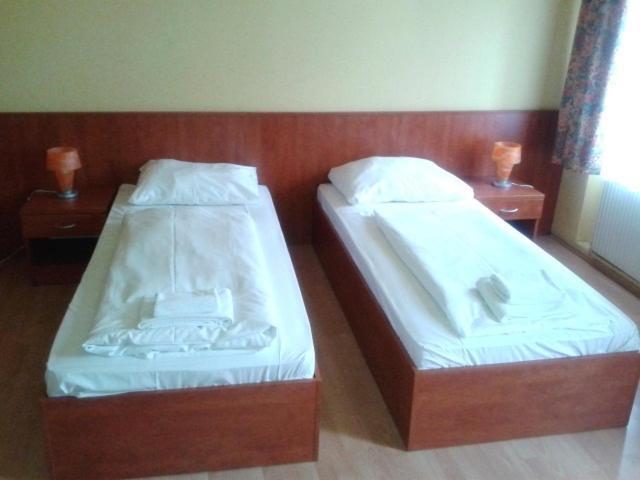 In Hernals Hotel 2*