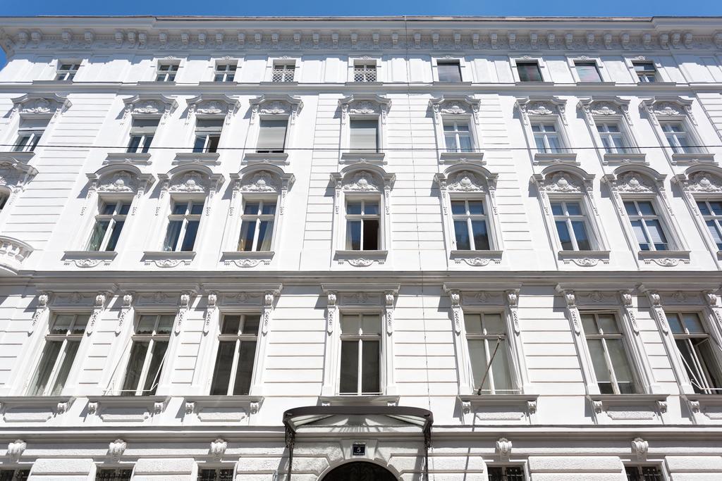 Apartment Luxus Palais-wohnung Am Karlsplatz Vienna