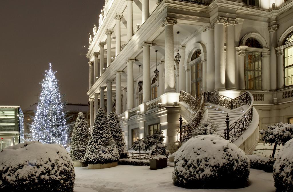 Hotel Palais Coburg 5*