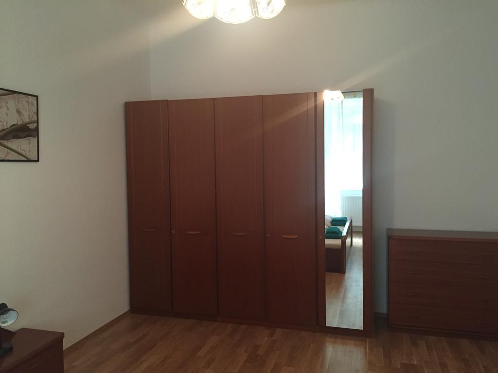 Apartment Bb *