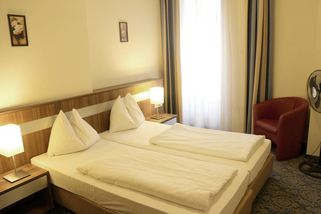 Carina 3* Vienna
