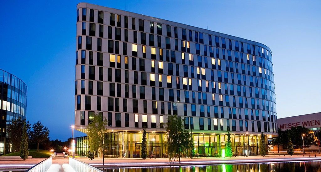 Hotel Courtyard By Marriott Prater/messe 4*