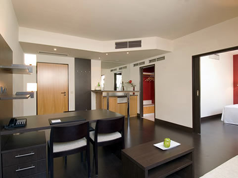 Nh Hotel 4*