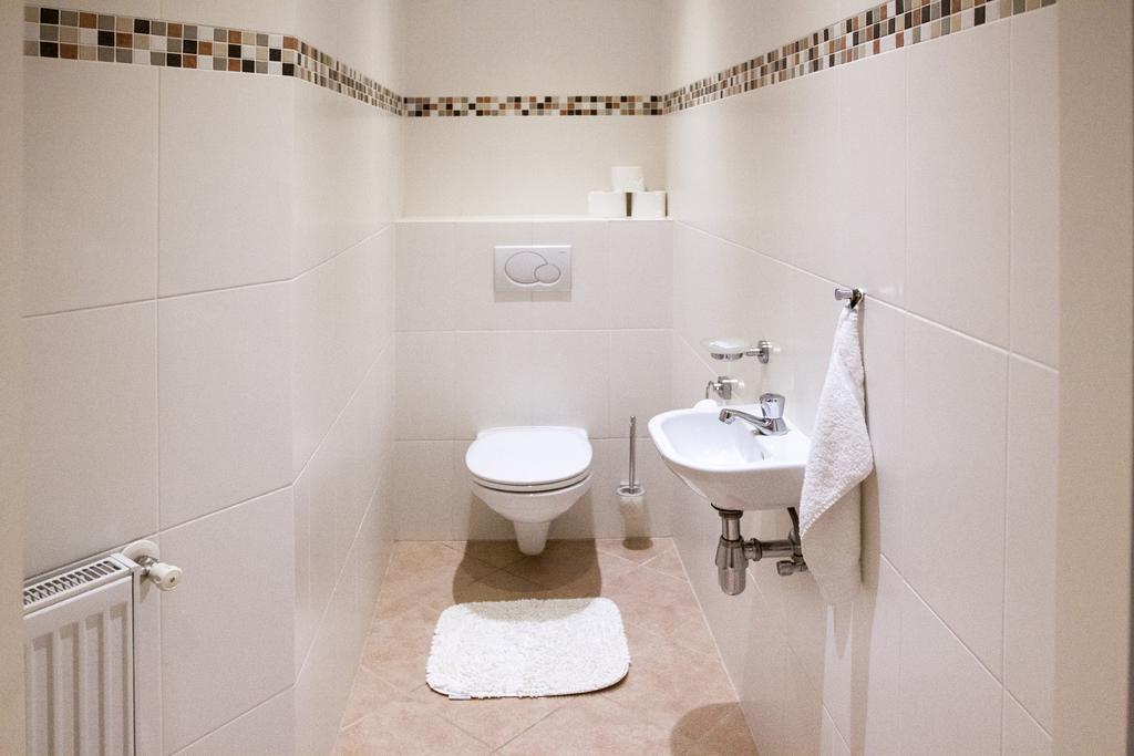 Riess Rotenhofgasse | Contactless Check-in Apartment *