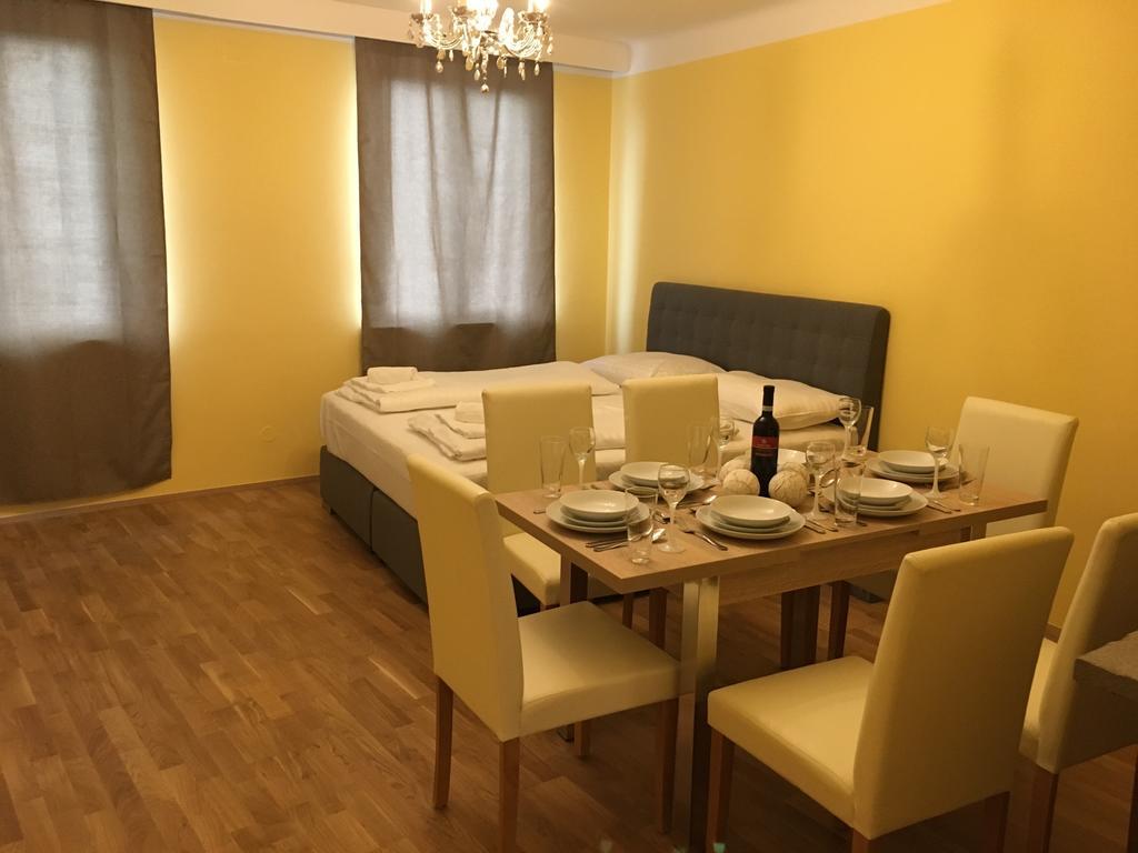 Vienna Downtown River Apartment