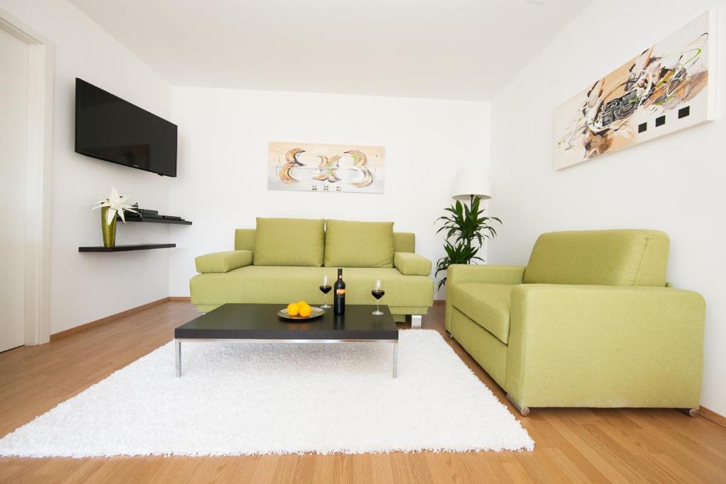 Apartment Traditional Tav