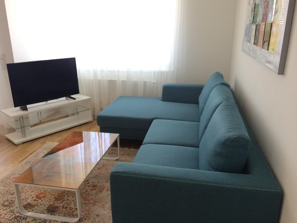 Hauptbahnhof 4 Apartment Vienna