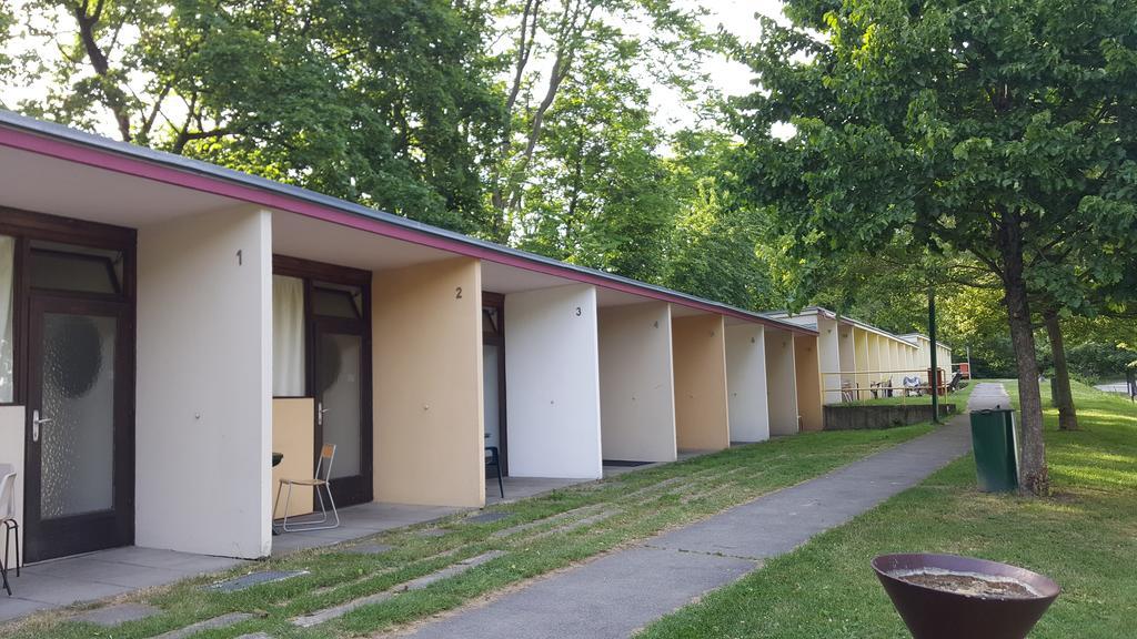 Camping West