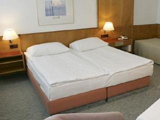 Hotel Ekazent Schoenbrunn