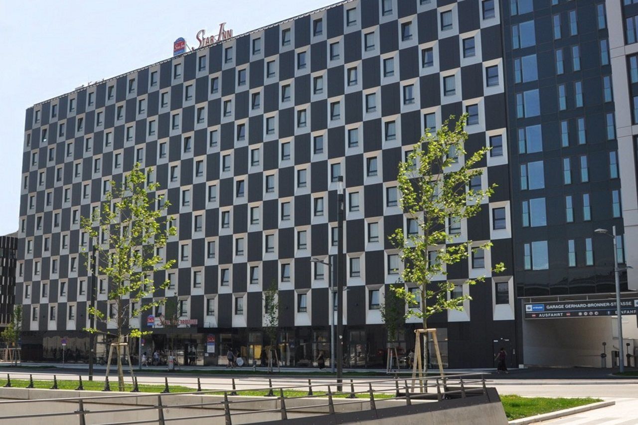 Leonardo Hauptbahnhof Hotel 4*