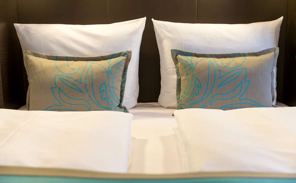 One Wien-hauptbahnhof 3*