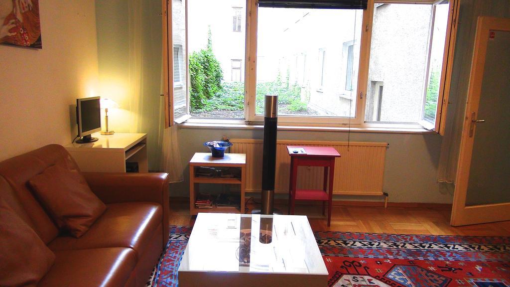 Center Apartment *