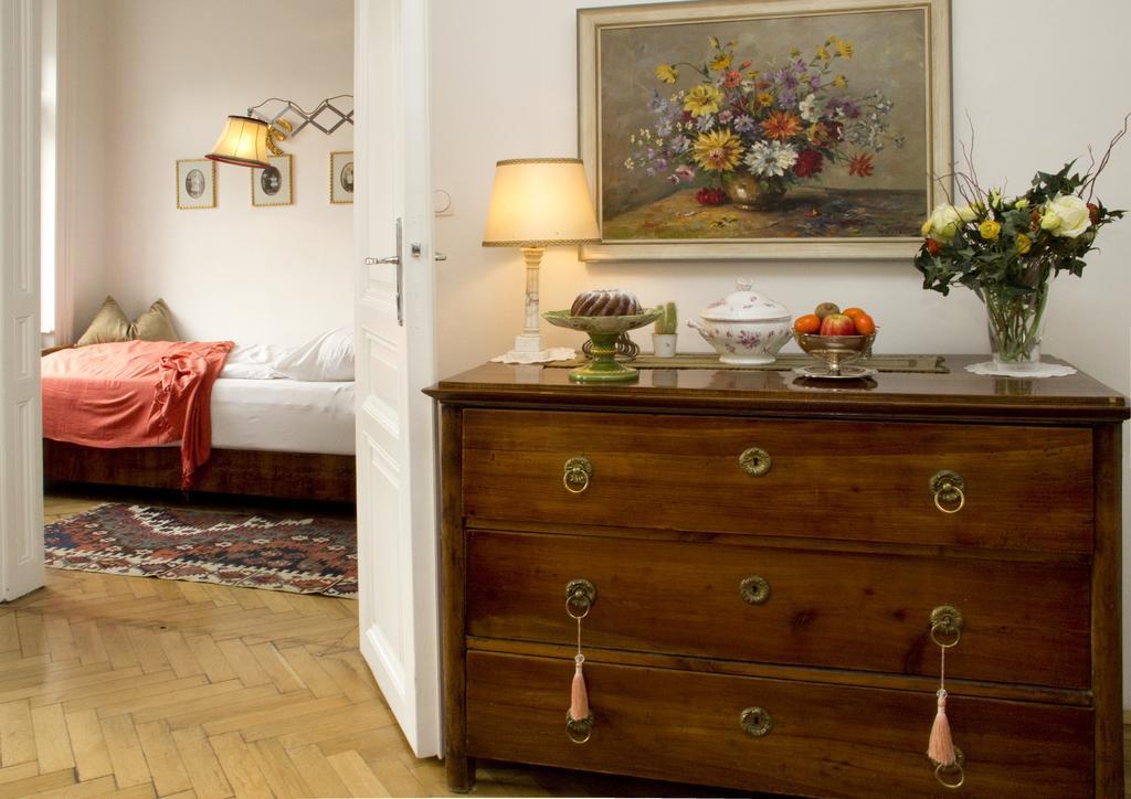 Feeling Apartment *