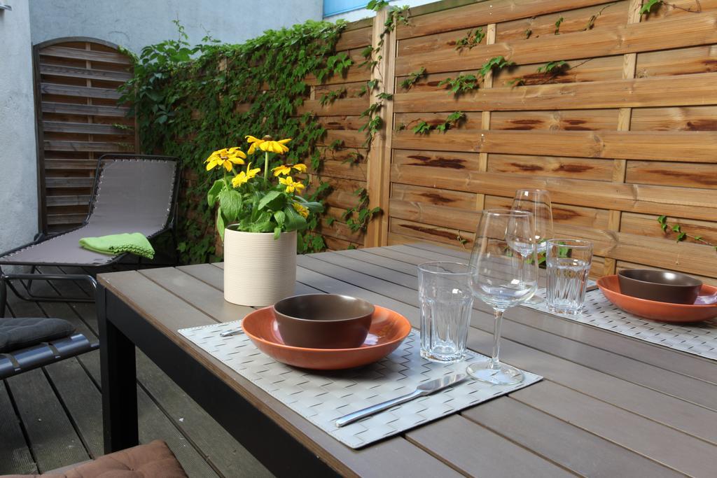 Hoheschule Courbette Apartment *