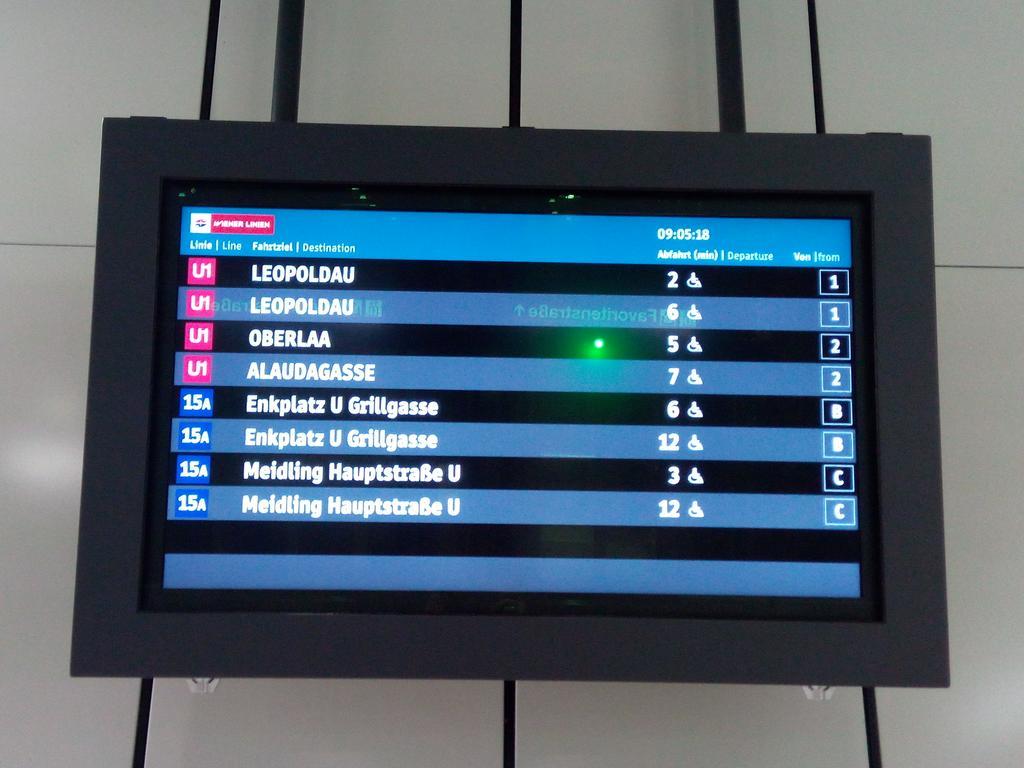 Paradies - U1 Station Altes Landgut Vienna