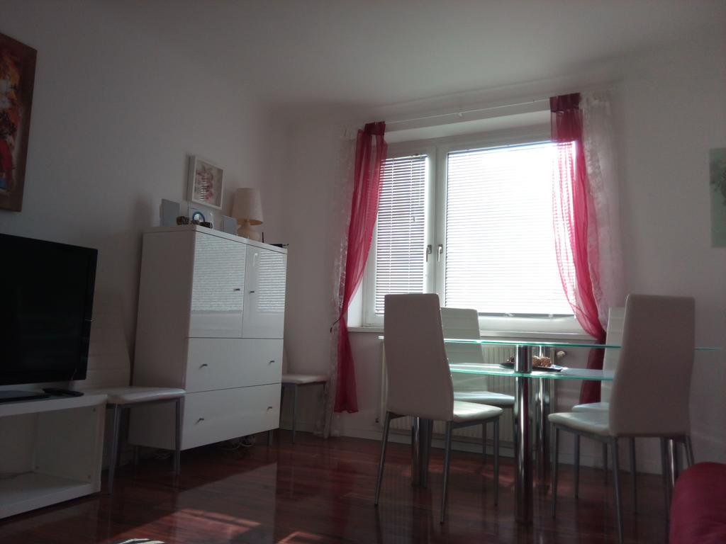 Apartment Paradies - U1 Station Altes Landgut *
