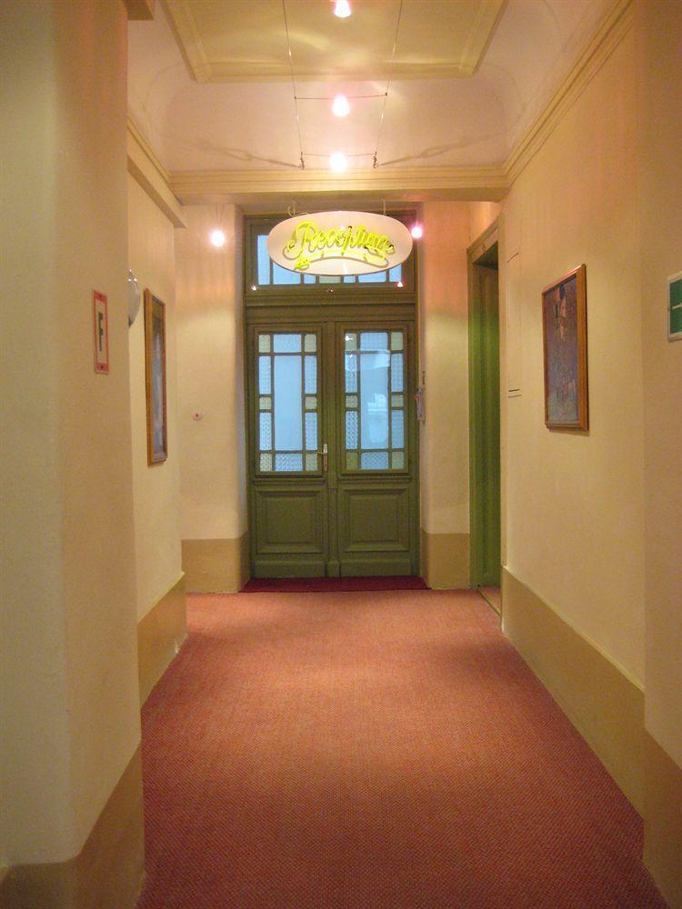 Amelie 3* Vienna