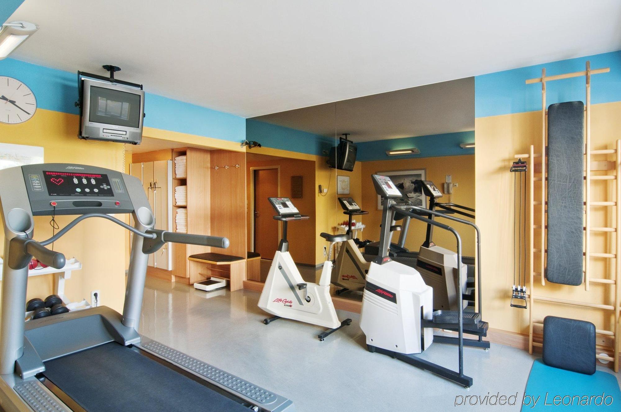 Hotel Hilton Garden South 4*