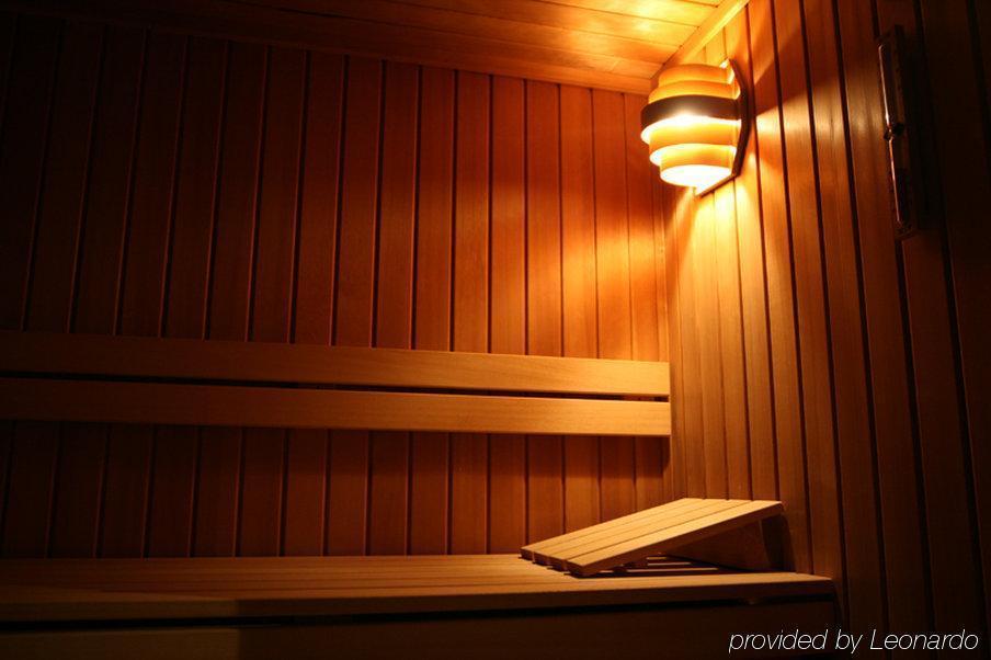 Hahn Hotel 3*