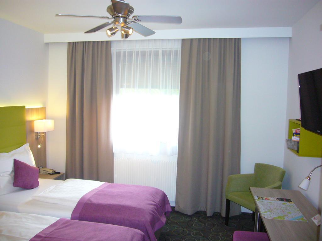 Hotel Strebersdorferhof 3*