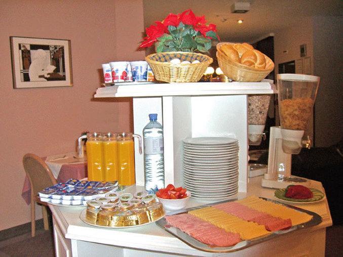 Continental Hotel-pension 4* Vienna