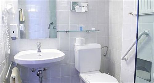 Ekazent Schoenbrunn Hotel 3*