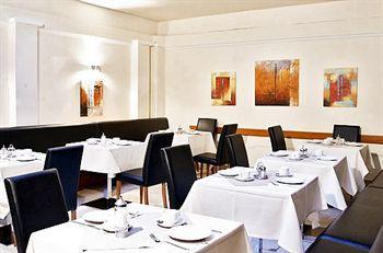 Carina Hotel