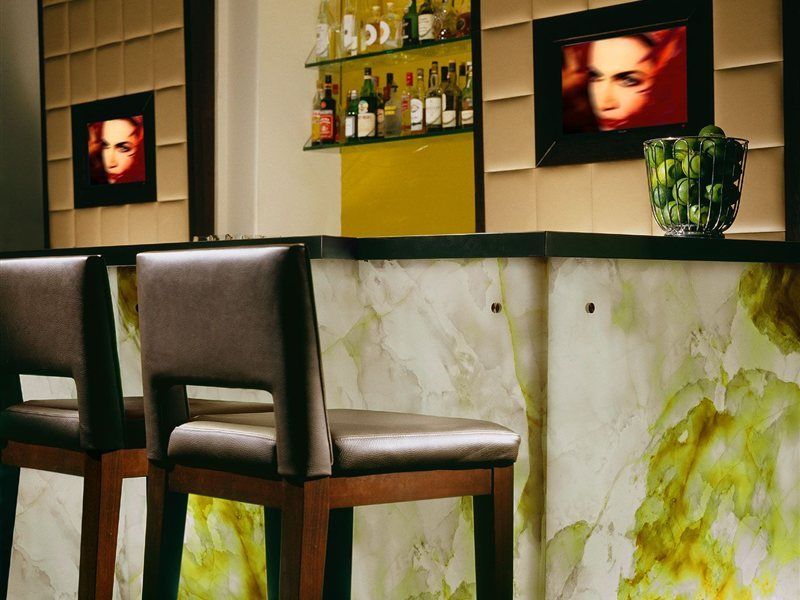 Radisson Blu Style Hotel, Hotel Viena