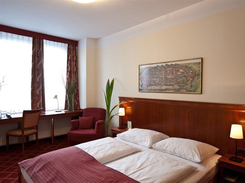 Hotel O11 Boutique 4*