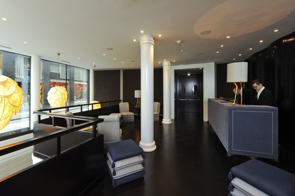 Topazz & Lamee Hotel