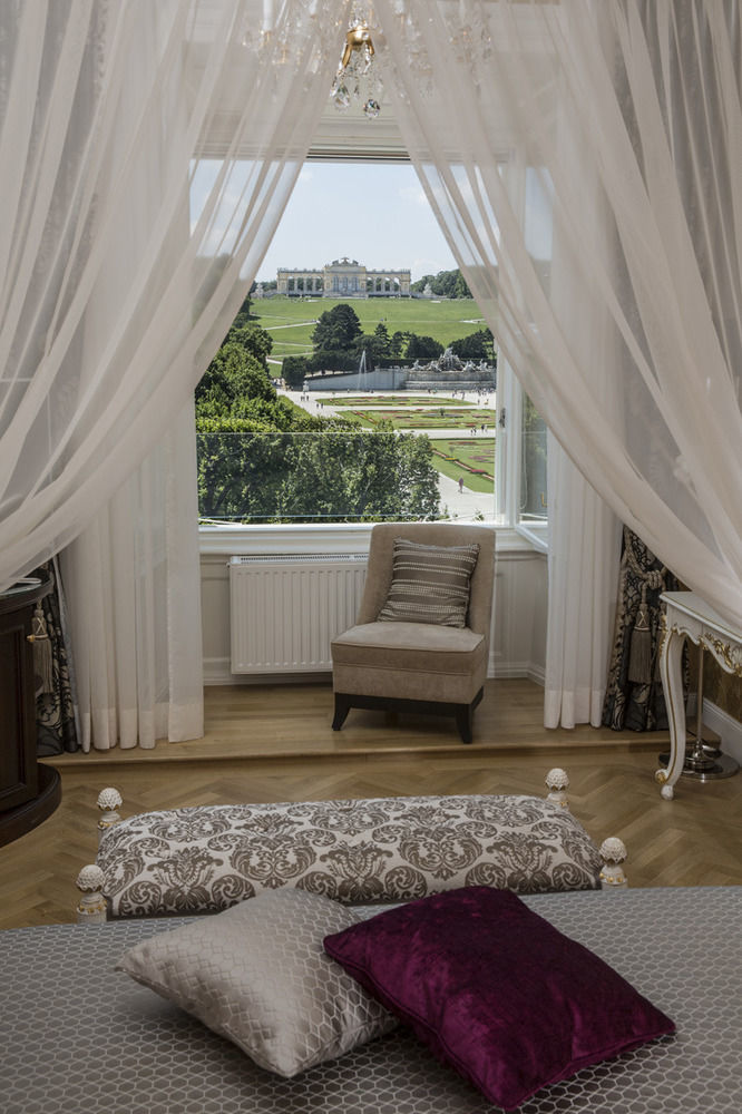 Apartment Schloss Schoenbrunn Grand Suite