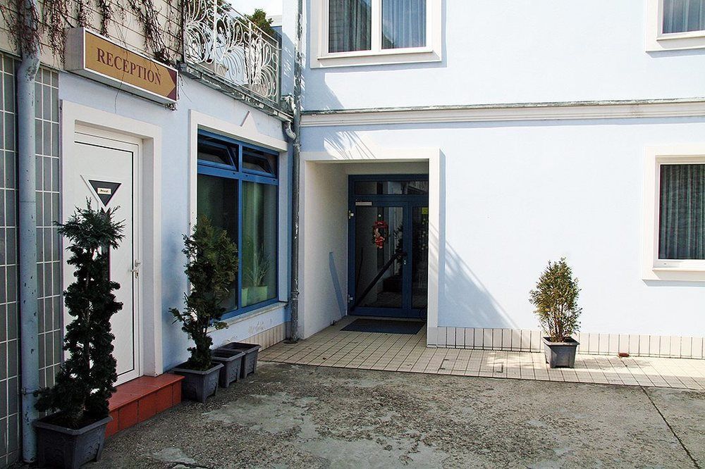 Erlaa Bed & Breakfast Vienna