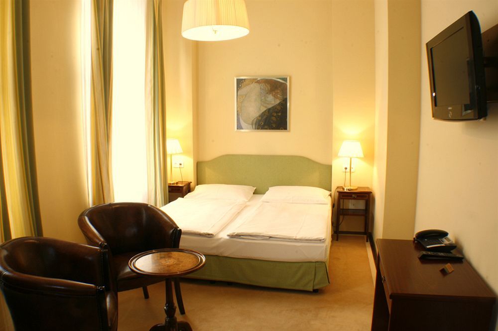 Hotel Timeout Hotel, 5 Min To Center, Self Check In 2*