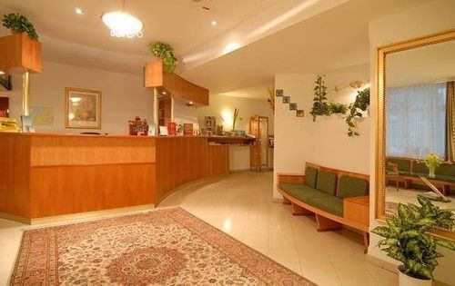 Schani Salon Vienna