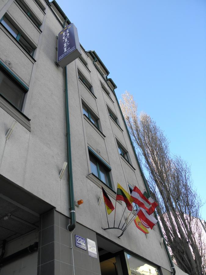 Donaustadt Kagran - At Metro U1 Hotel