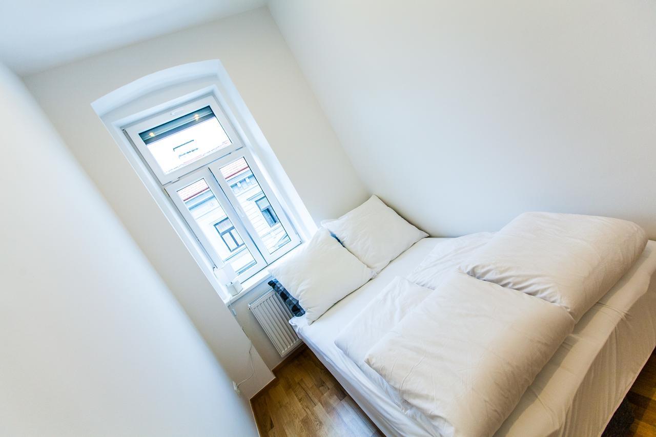 Market & Free Parking Apartamento *