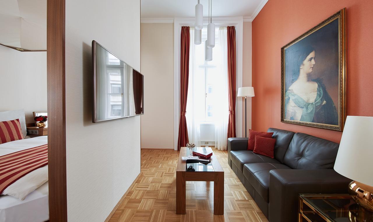 Living An Der Oper 4*