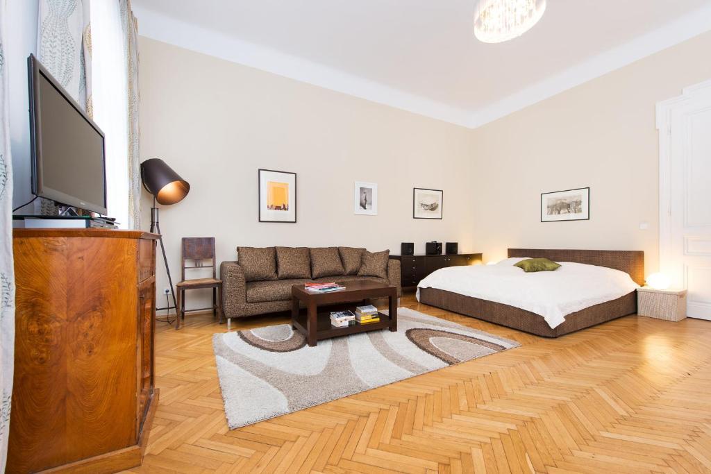 Rosa Linde - Comfort 2* Viena