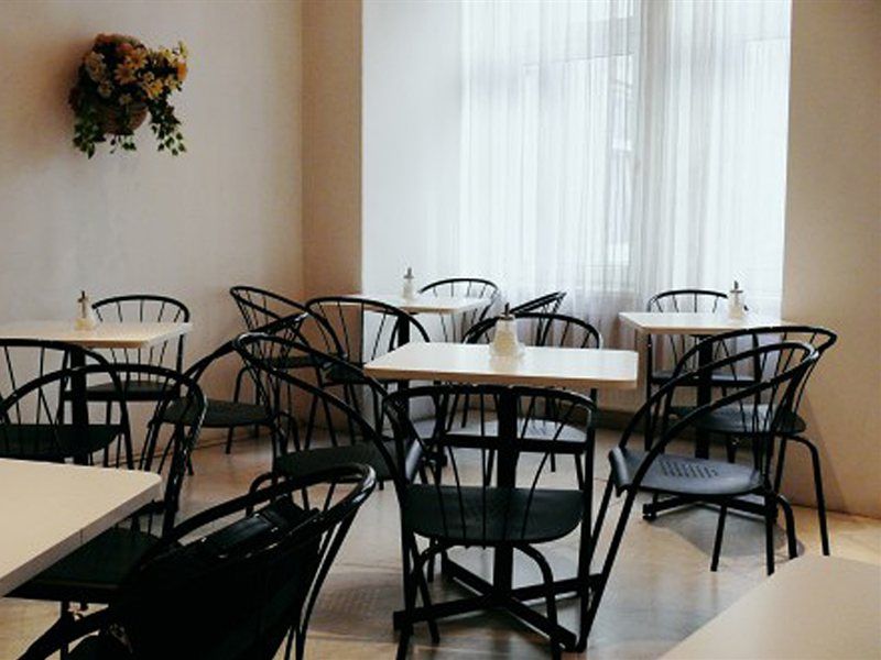 Riess - Self Check-in Hotel 3*