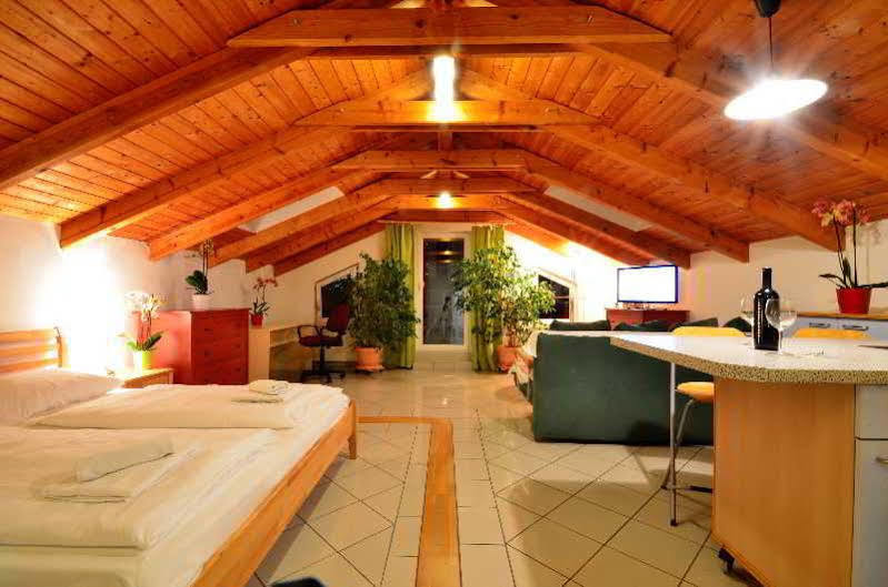 Ajo Apartements 3*
