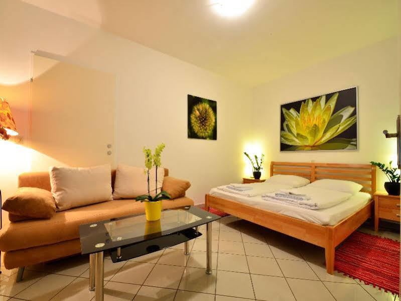 Ajo Apartements 3* Vienna