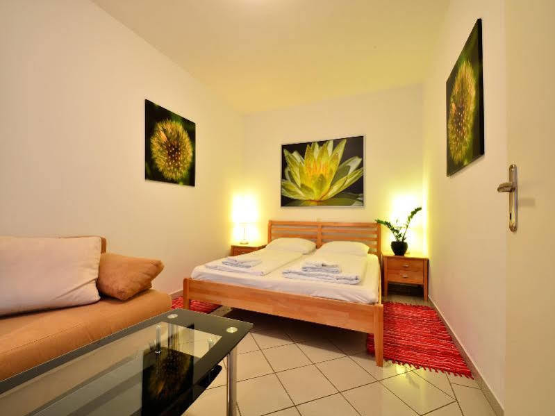 Ajo Apartements 3*