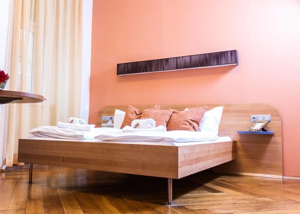 Anna Hotel