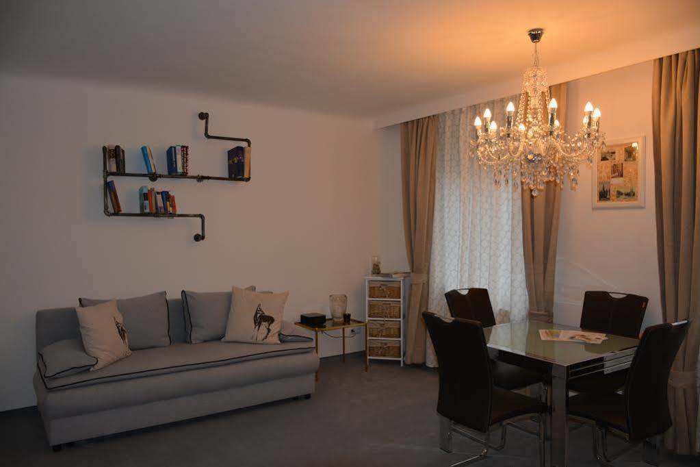 Apartment Wohnen Im Herzen Von At The Waterfront Vienna