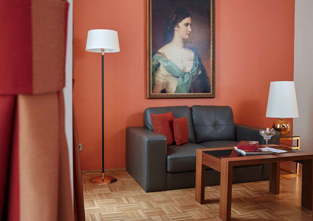 Living An Der Oper 4*
