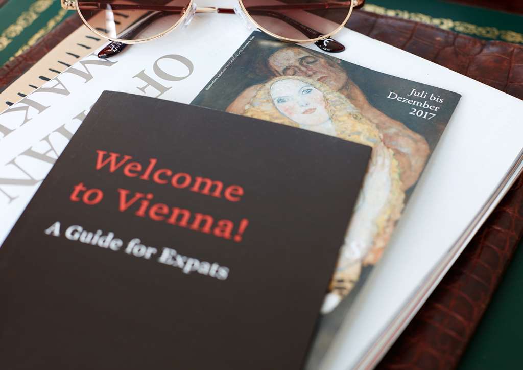 Living An Der Oper Hotel 4*