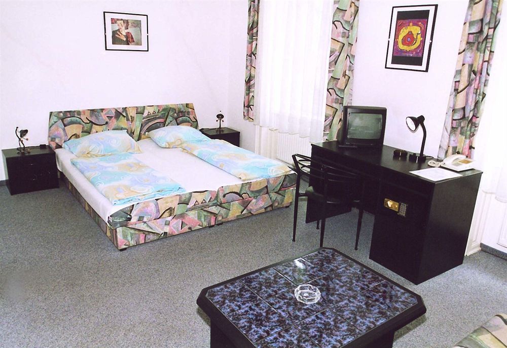 Riess - Self Check-in 3* Viena